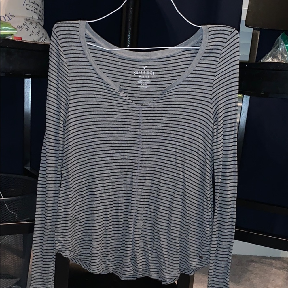 Black & grey top
